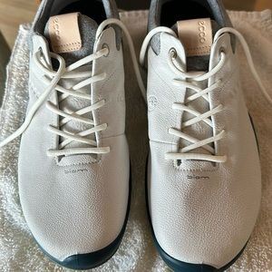 Ecco extra width 44 golf shoes